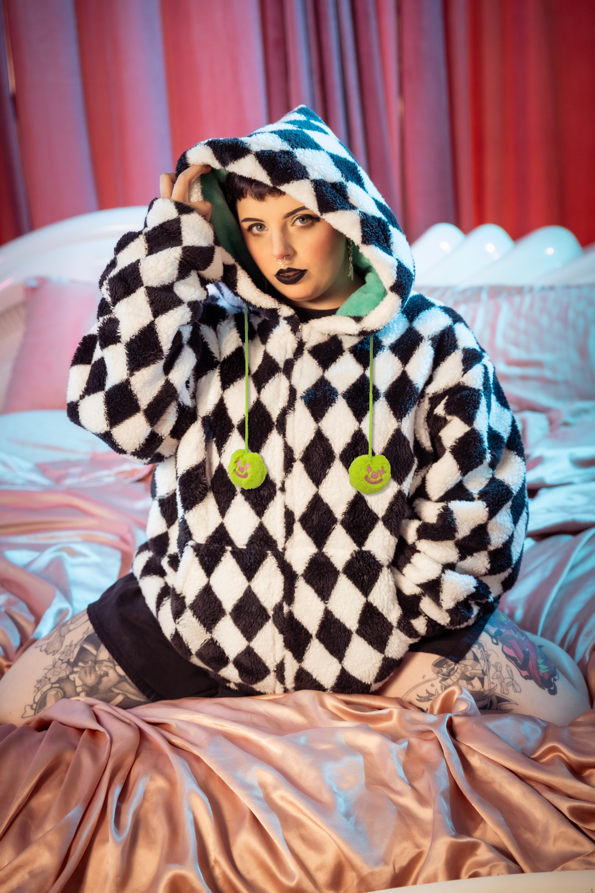 【はる】ETHOSENS ファージャケット Fizz Oversized Faux Fur Coat – Helluva Boss