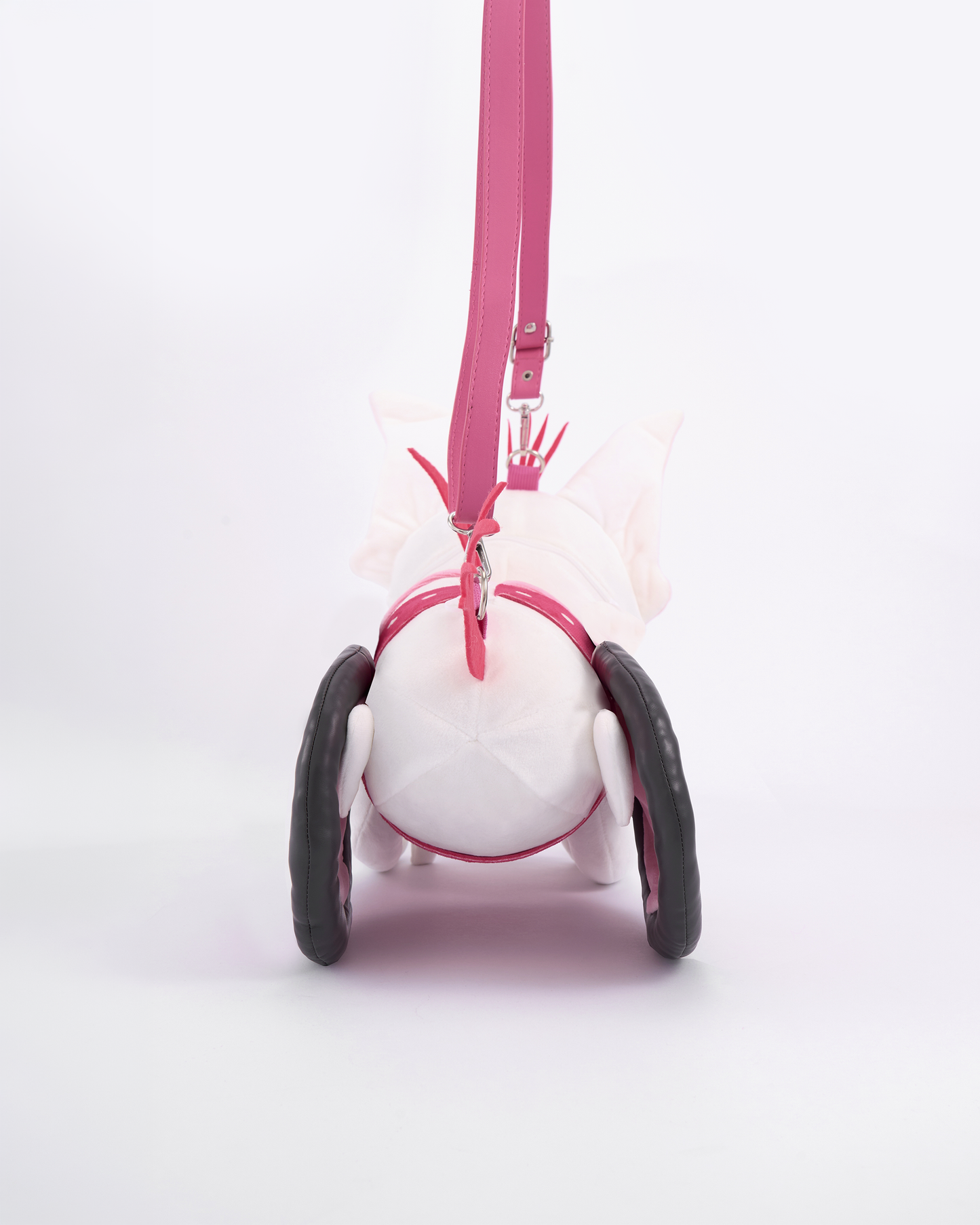 Fizz Quieve Plush Bag
